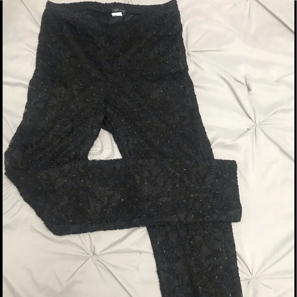 Venus lace leggings